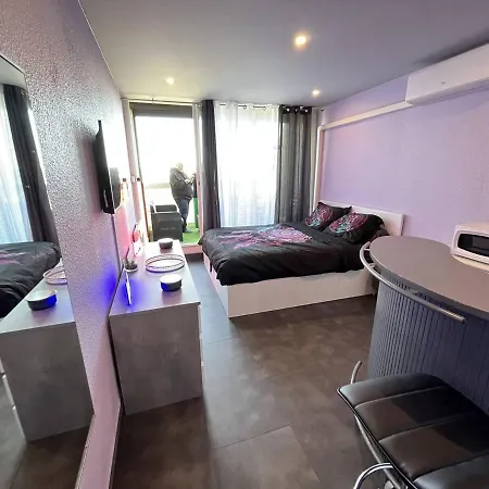 Studio Naturiste A Cap D'agde, Belle Terrasse, Parking Prive - Fr-1-249a-38 شقة