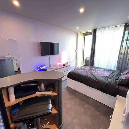Studio Naturiste A Cap D'agde, Belle Terrasse, Parking Prive - Fr-1-249a-38 *
